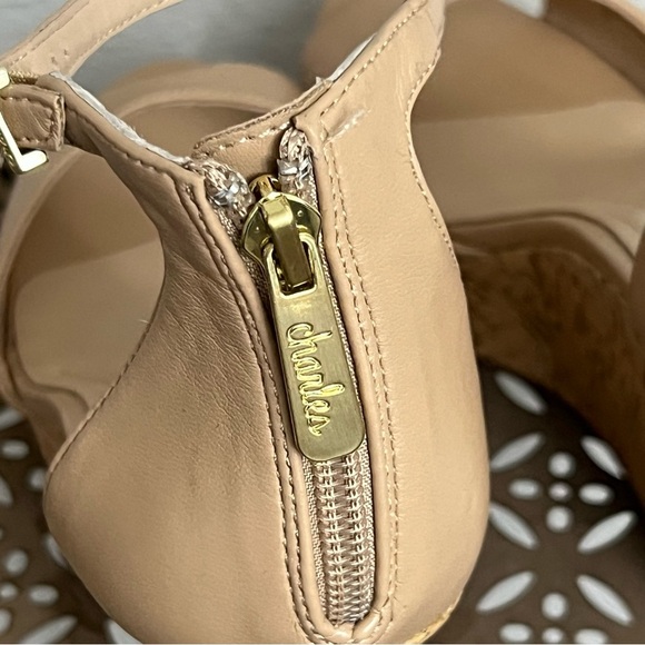 Charles by Charles David Lois Platform Wedge Sandal Beige Size 9 - Picture 5 of 9